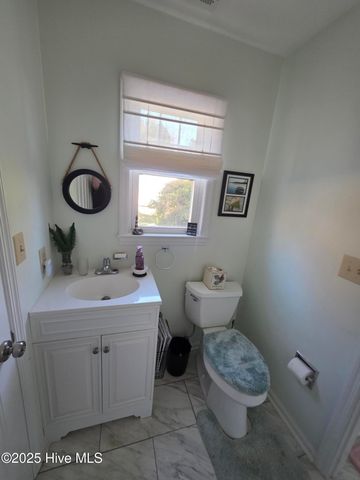 133 Cummins Creek Road, Beaufort, NC 28516