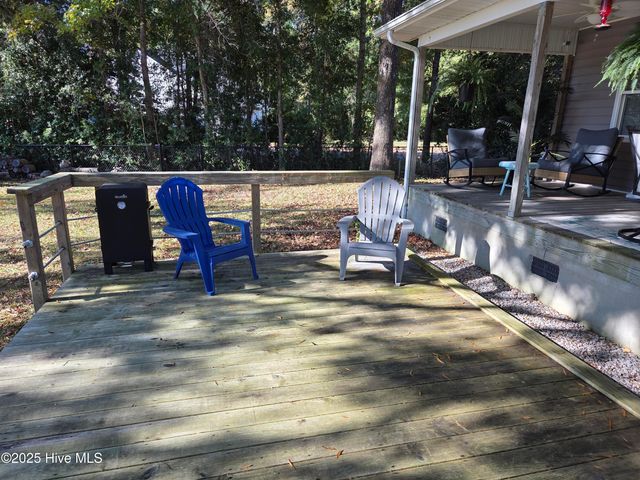 133 Cummins Creek Road, Beaufort, NC 28516