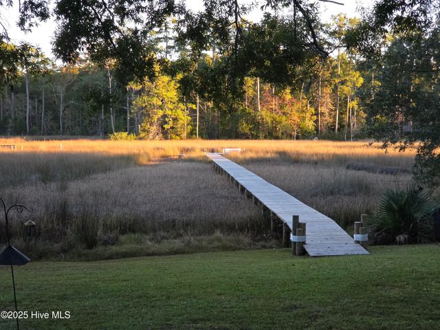 133 Cummins Creek Road, Beaufort, NC 28516