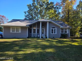 133 Cummins Creek Road, Beaufort, NC 28516