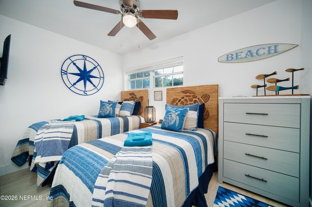 1338 PINEWOOD Road, Jacksonville Beach, FL 32250