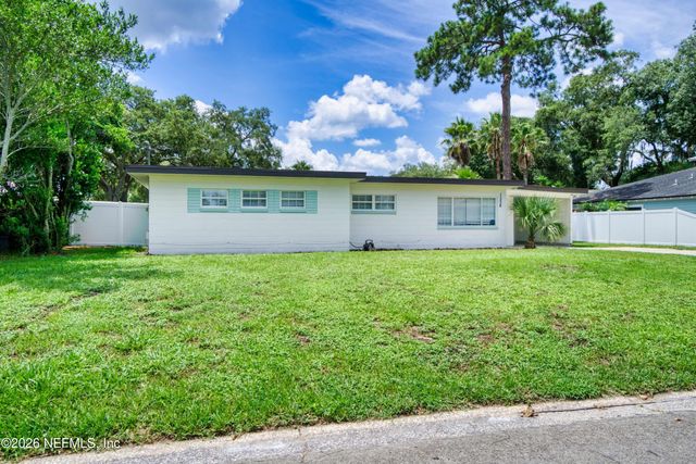 1338 PINEWOOD Road, Jacksonville Beach, FL 32250
