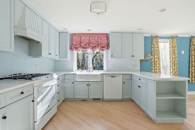 77 Tussock Brook Rd 77, Duxbury, MA 02332