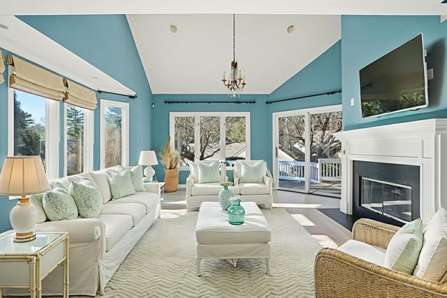 77 Tussock Brook Rd 77, Duxbury, MA 02332