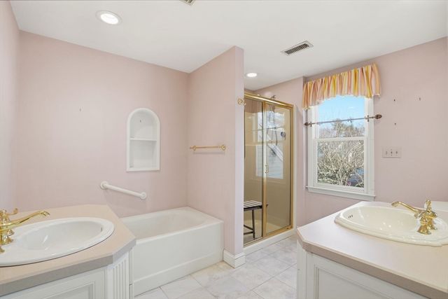 77 Tussock Brook Rd 77, Duxbury, MA 02332