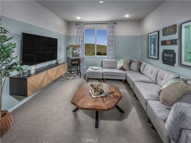 2038 Grapefruit Street, Redlands, CA 92374