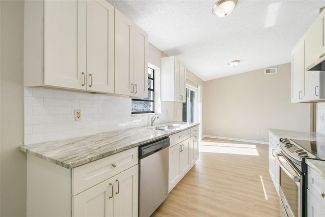 516 SW Buswell Avenue, Port St. Lucie, Port St Lucie, FL 34983