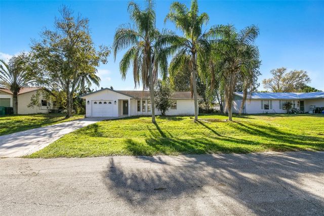 516 SW Buswell Avenue, Port St. Lucie, Port St Lucie, FL 34983