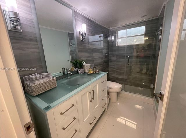 335 Collins Ave 203, Miami Beach, FL 33139