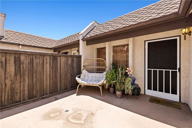 15614 Crestview Lane 63, Granada Hills, CA 91344