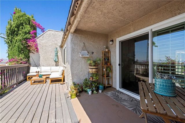 15614 Crestview Lane 63, Granada Hills, CA 91344