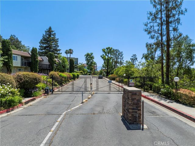 15614 Crestview Lane 63, Granada Hills, CA 91344