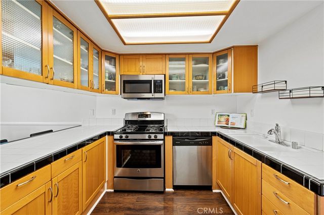 15614 Crestview Lane 63, Granada Hills, CA 91344