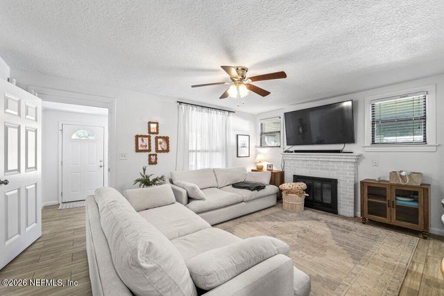 4145 SPRINGWOOD Road, Jacksonville, FL 32207