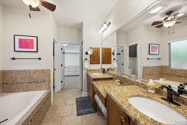 47 Horseshoe Cyn, San Antonio, TX 78258