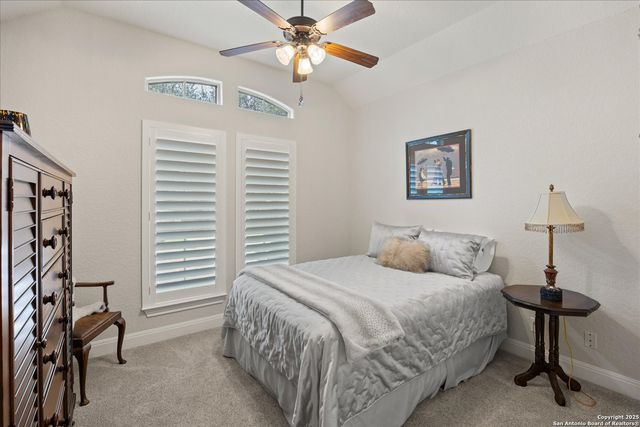 47 Horseshoe Cyn, San Antonio, TX 78258