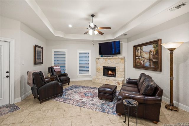 47 Horseshoe Cyn, San Antonio, TX 78258