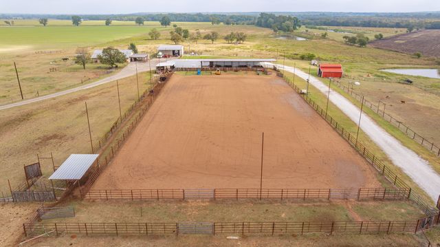 12194 Gholson Road, Waco, TX 76705