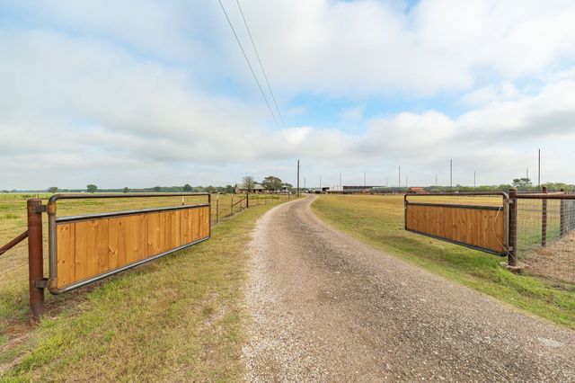12194 Gholson Road, Waco, TX 76705