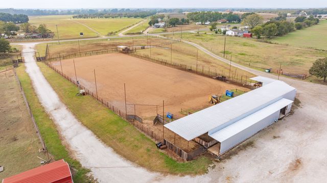 12194 Gholson Road, Waco, TX 76705