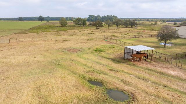 12194 Gholson Road, Waco, TX 76705