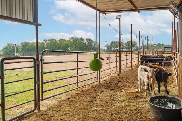 12194 Gholson Road, Waco, TX 76705