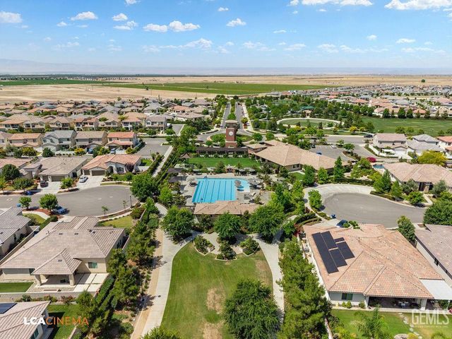 11511 Renaissance Court, Bakersfield, CA 93311