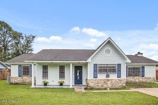 5112 Old Fort Bayou Road, Ocean Springs, MS 39564