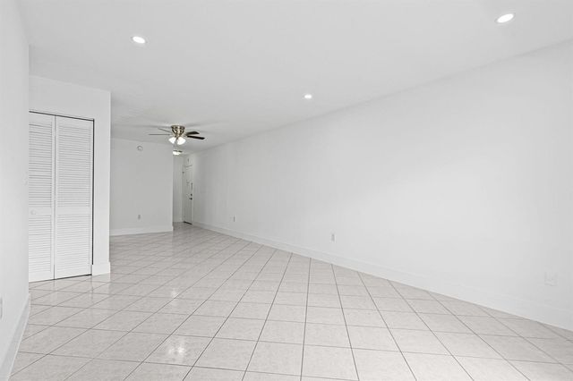 9227 SW 87th Avenue B1, Miami, FL 33176