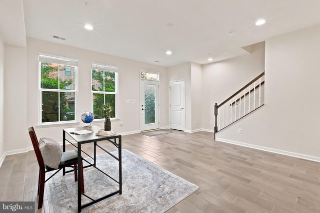 22311 TEES TER, Ashburn, VA 20148