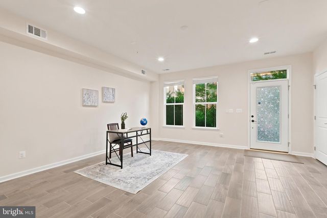 22311 TEES TER, Ashburn, VA 20148