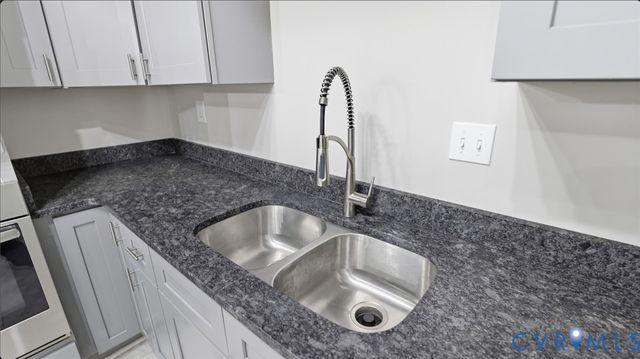 3305 Semmes Ave, Richmond, VA 23225