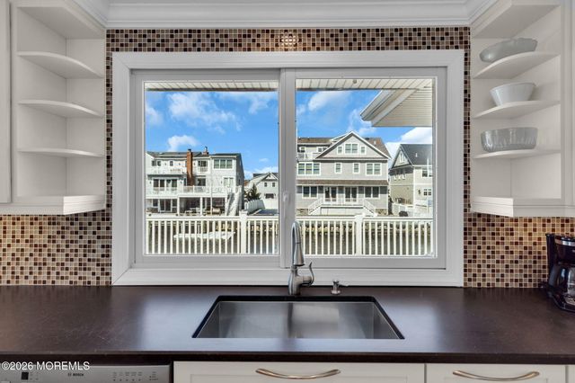 326 Cutter Lane, Mantoloking, NJ 08738