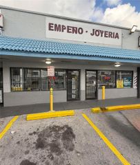 Palm Ave, Hialeah, FL 33010