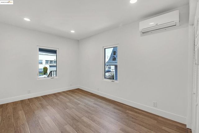 2906 Adeline St, Oakland, CA 94608