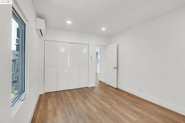 2906 Adeline St, Oakland, CA 94608