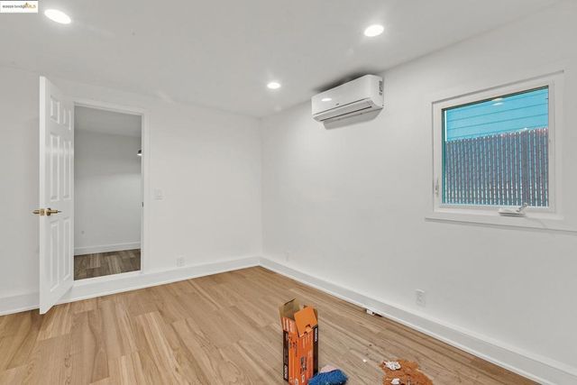 2906 Adeline St, Oakland, CA 94608