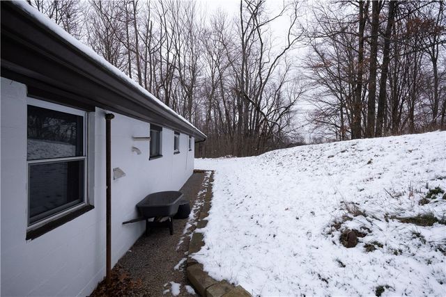 339 E Union, West Deer, PA 15024