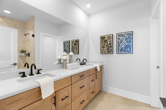 314 S Center Street, Northville, MI 48167