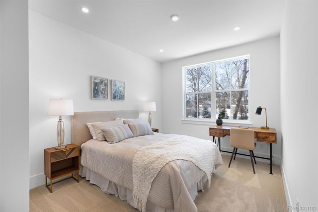 314 S Center Street, Northville, MI 48167