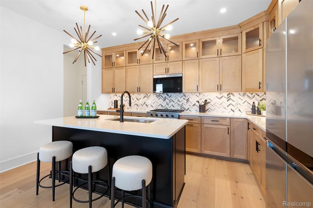 314 S Center Street, Northville, MI 48167