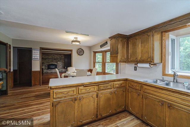 5617 29th Avenue N, Crystal, MN 55422