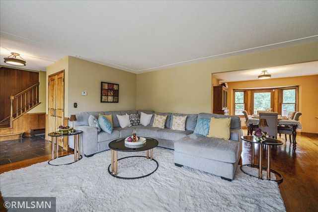 5617 29th Avenue N, Crystal, MN 55422
