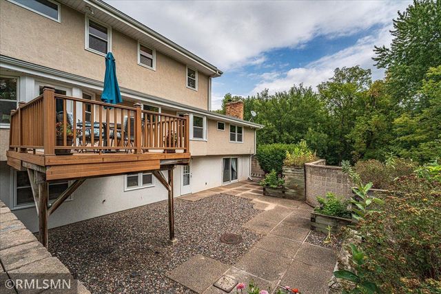 5617 29th Avenue N, Crystal, MN 55422