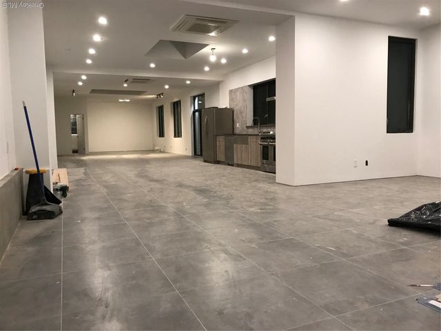 14-11 114 Streets, College Point, NY 11356