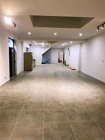 14-11 114 Streets, College Point, NY 11356