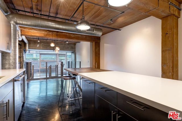 530 S Hewitt Street 126, Los Angeles, CA 90013
