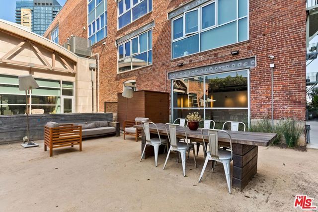 530 S Hewitt Street 126, Los Angeles, CA 90013