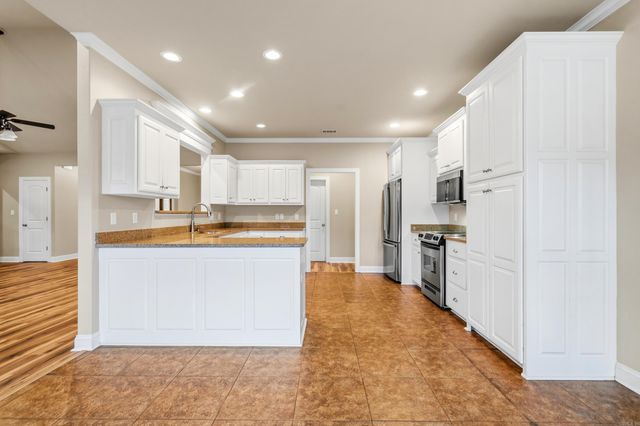 320 High Meadow Loop, Hot Springs, AR 71901