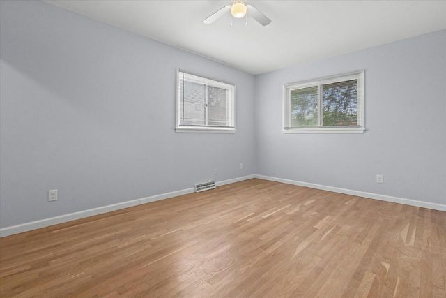 8572 W Villard AVENUE, Milwaukee, WI 53225